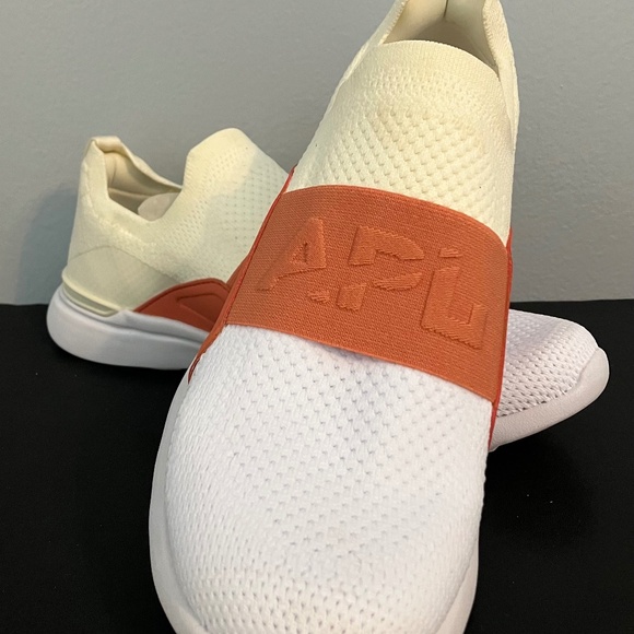APL Techloom Bliss Coral and White size 9W Women athletic shoes - Picture 1 of 6